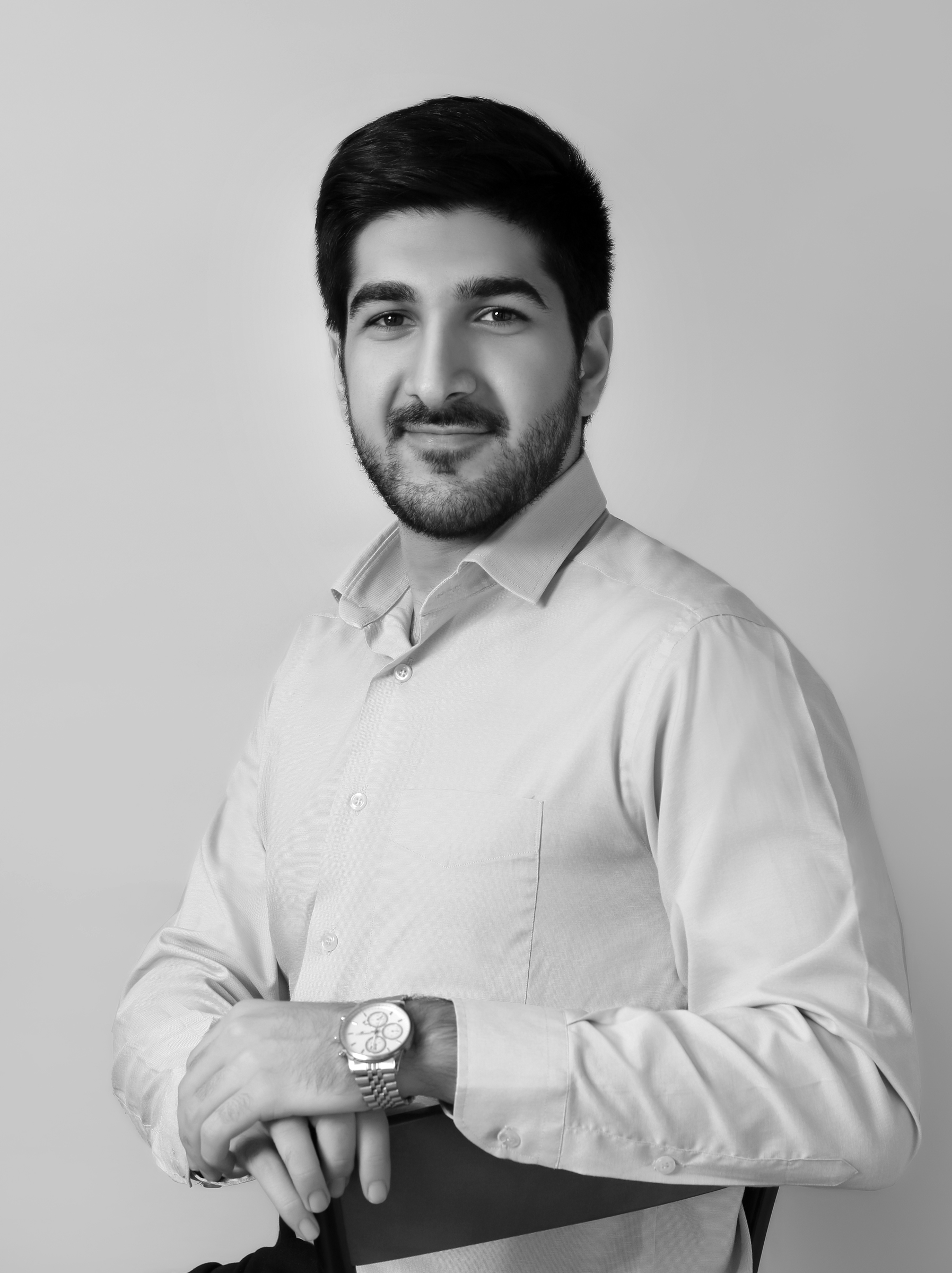 امیرحسین آزمایش